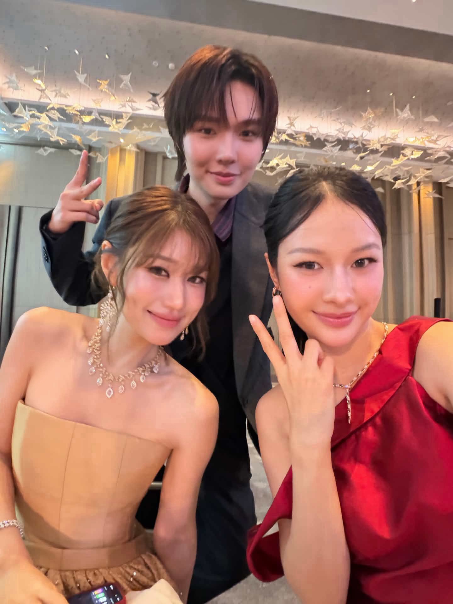 เฟย์ - พรปวีณ์ นีระสิงห์