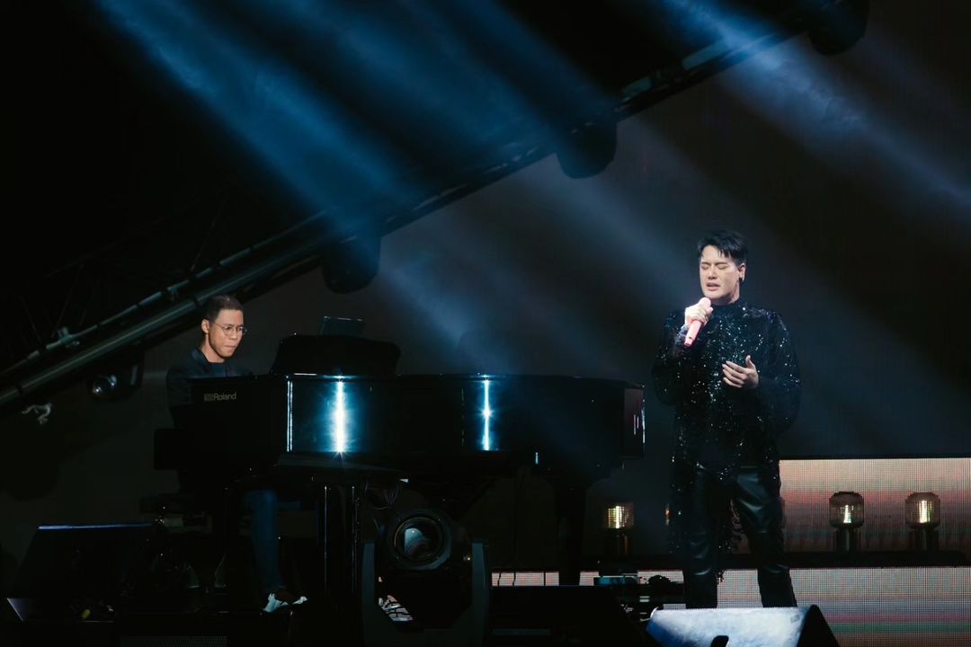 อ๊อฟ - ปองศักดิ์ รัตนพงษ์