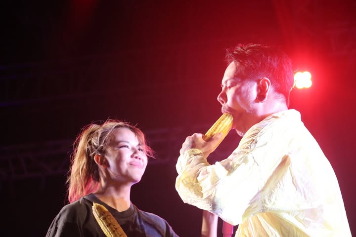 อ๊อฟ - ปองศักดิ์ รัตนพงษ์