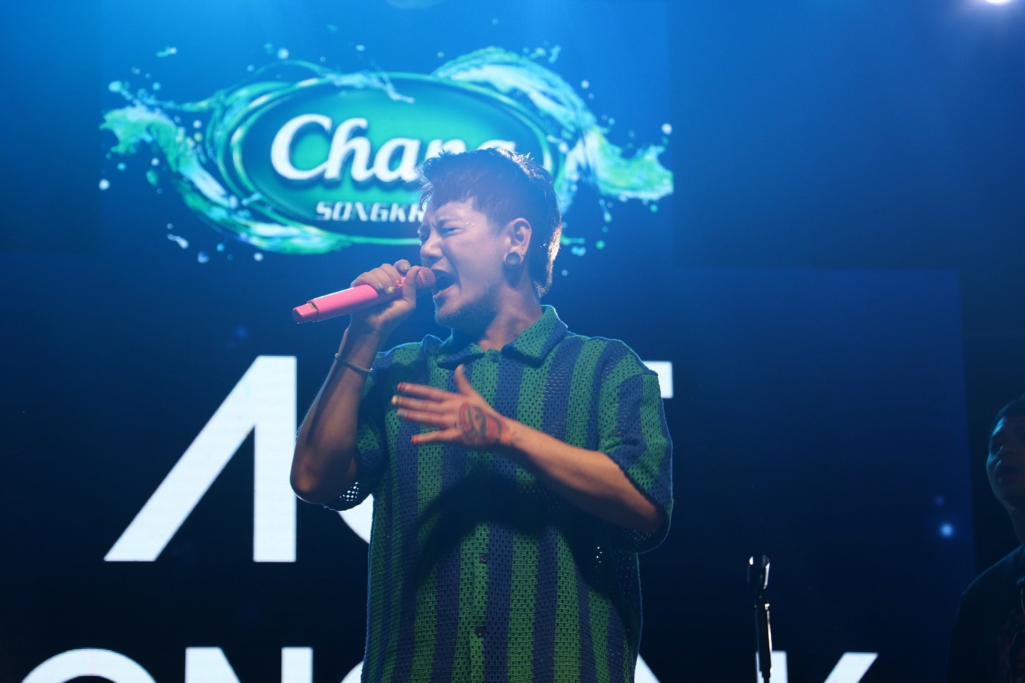 อ๊อฟ - ปองศักดิ์ รัตนพงษ์