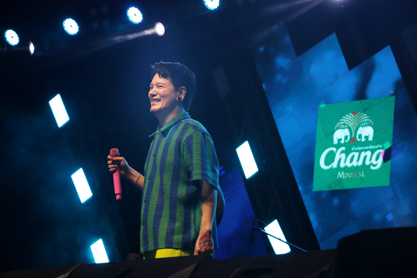 อ๊อฟ - ปองศักดิ์ รัตนพงษ์
