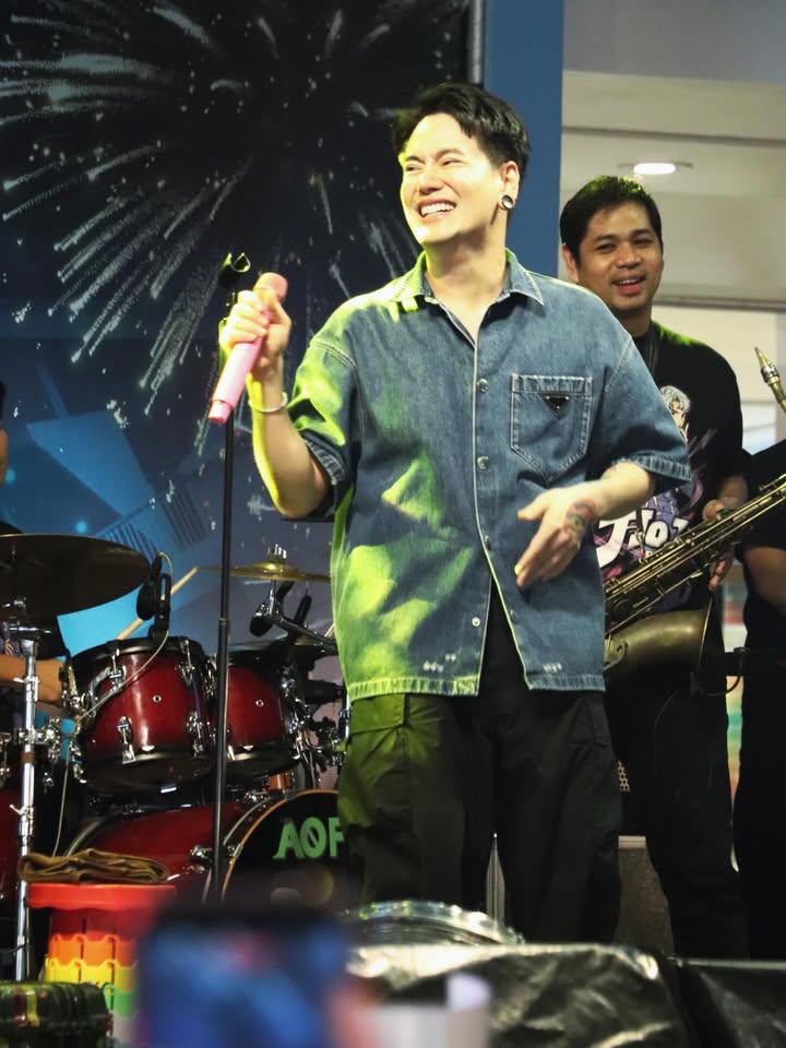 อ๊อฟ - ปองศักดิ์ รัตนพงษ์