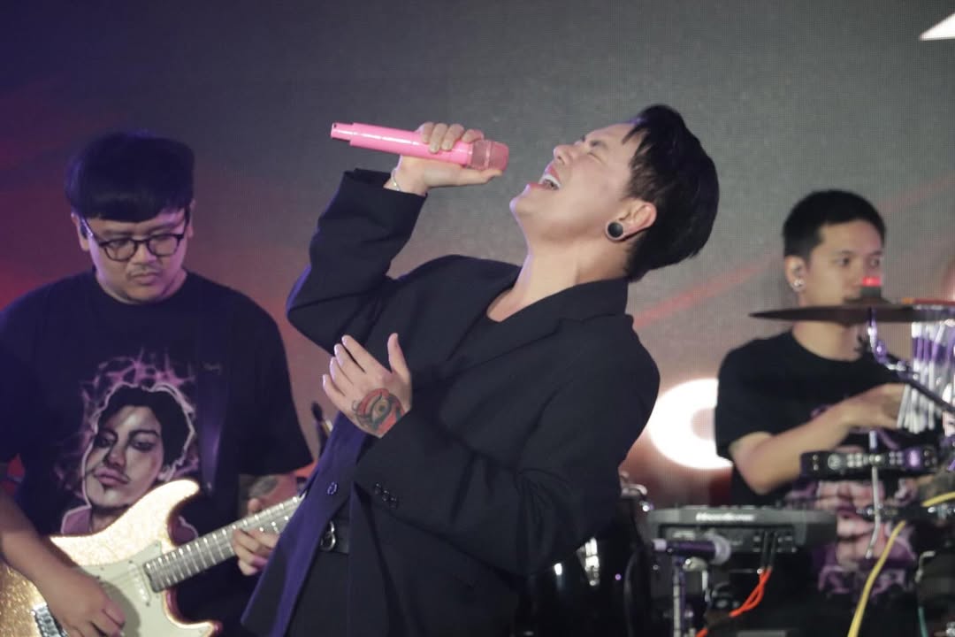 อ๊อฟ - ปองศักดิ์ รัตนพงษ์