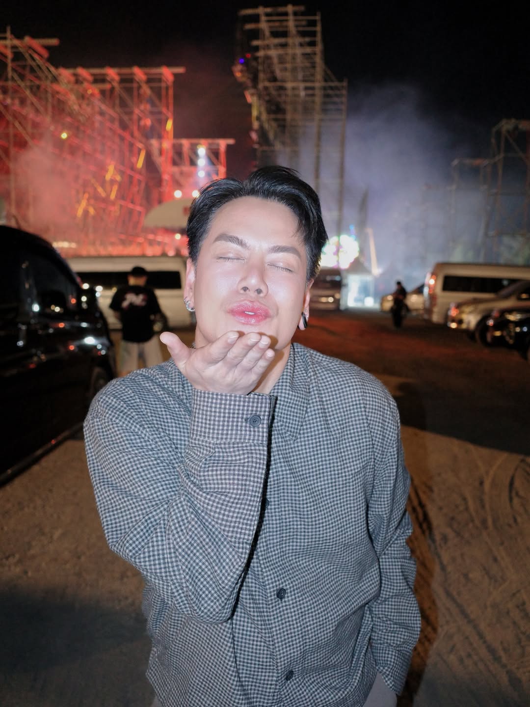 อ๊อฟ - ปองศักดิ์ รัตนพงษ์