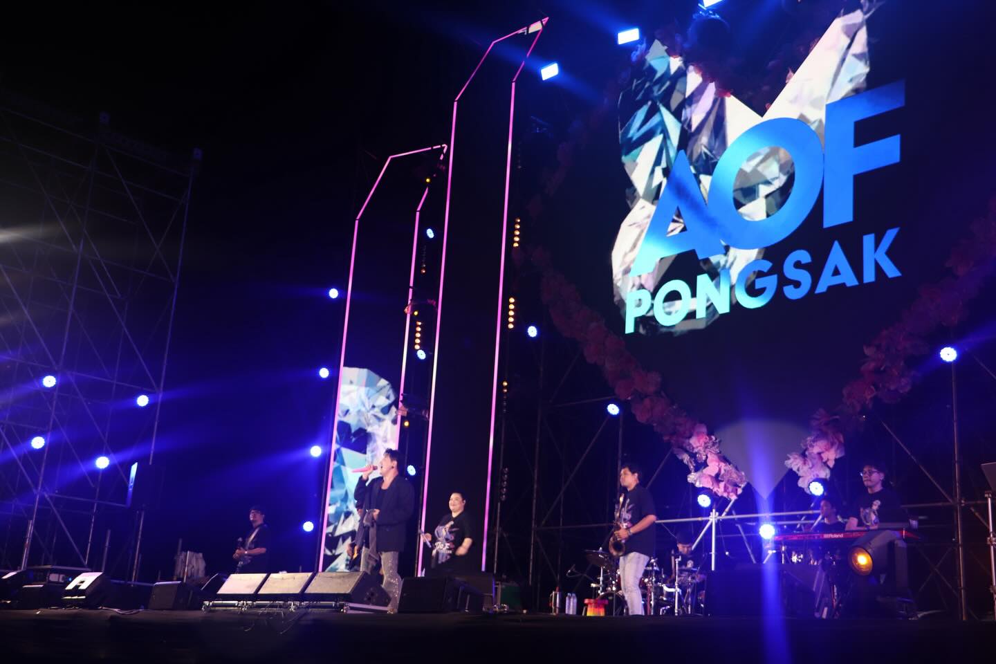 อ๊อฟ - ปองศักดิ์ รัตนพงษ์