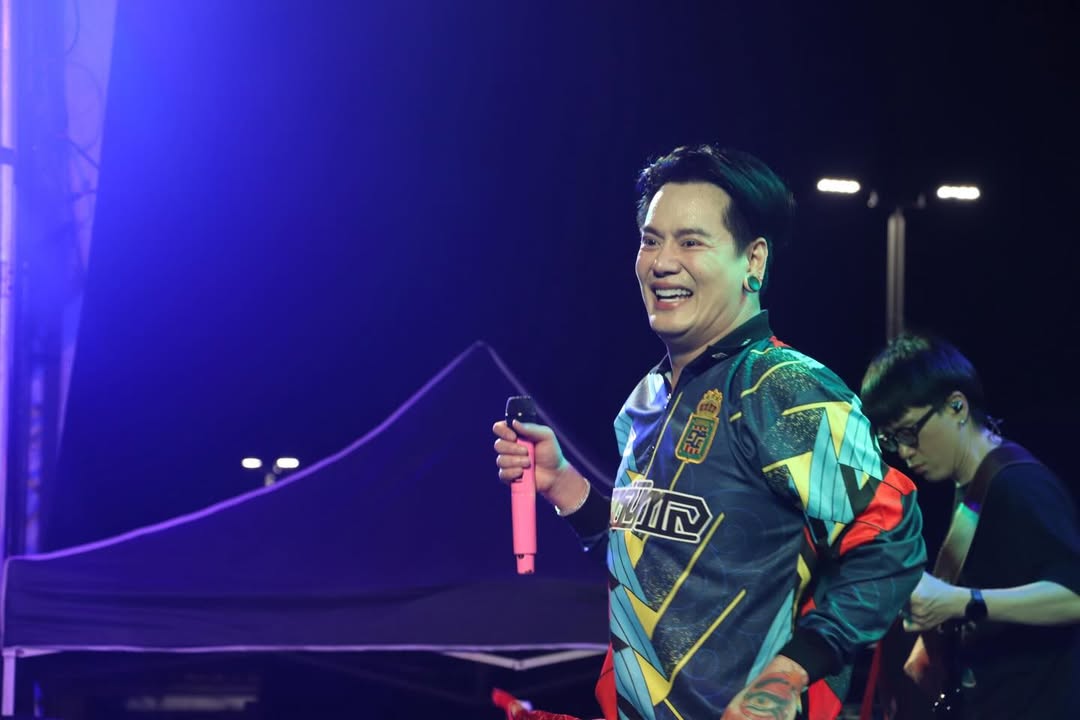 อ๊อฟ - ปองศักดิ์ รัตนพงษ์
