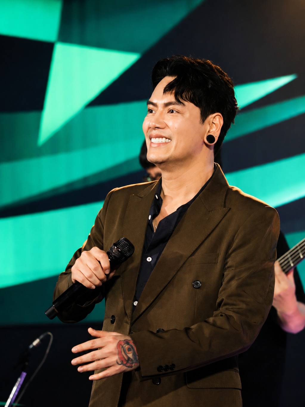 อ๊อฟ - ปองศักดิ์ รัตนพงษ์