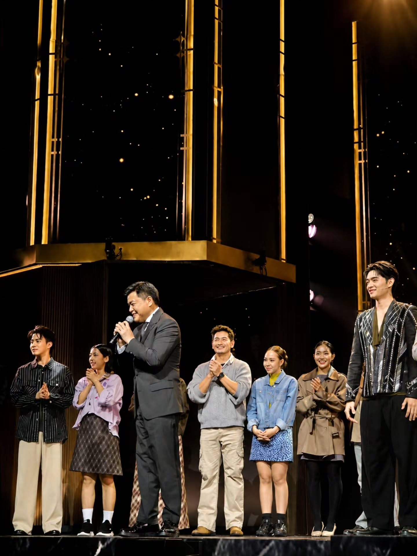 อ๊อฟ - ปองศักดิ์ รัตนพงษ์