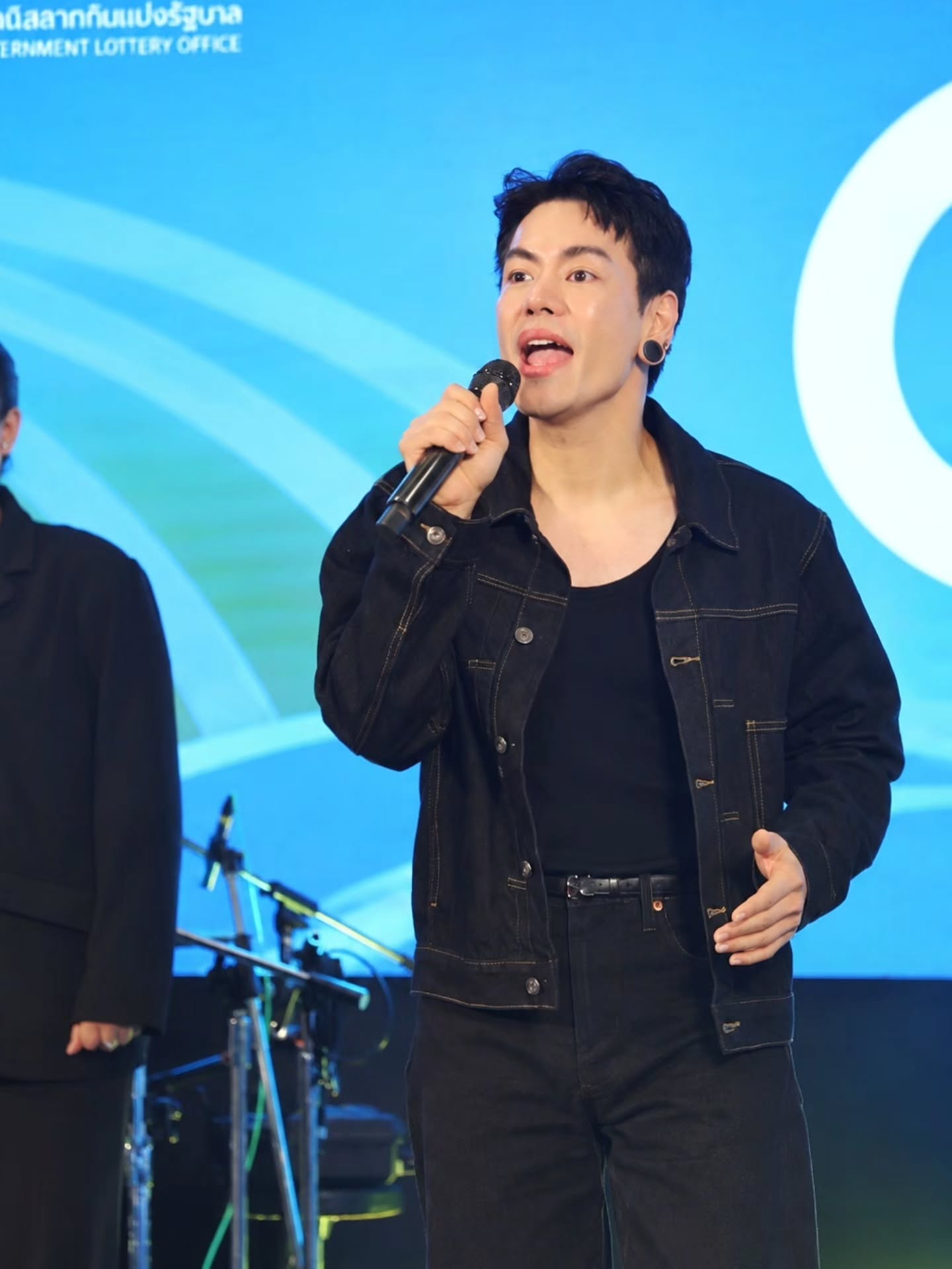 อ๊อฟ - ปองศักดิ์ รัตนพงษ์
