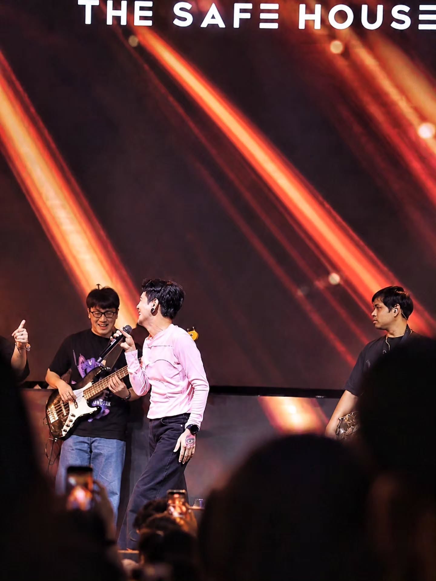 อ๊อฟ - ปองศักดิ์ รัตนพงษ์