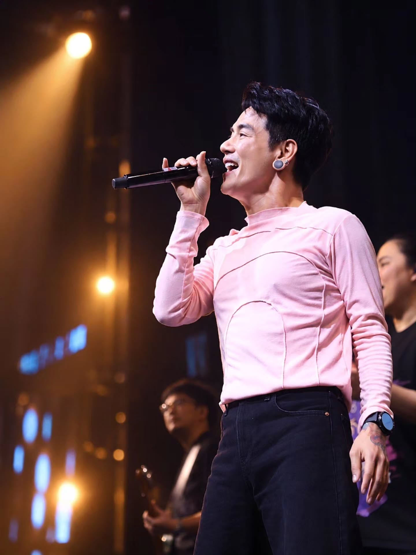 อ๊อฟ - ปองศักดิ์ รัตนพงษ์