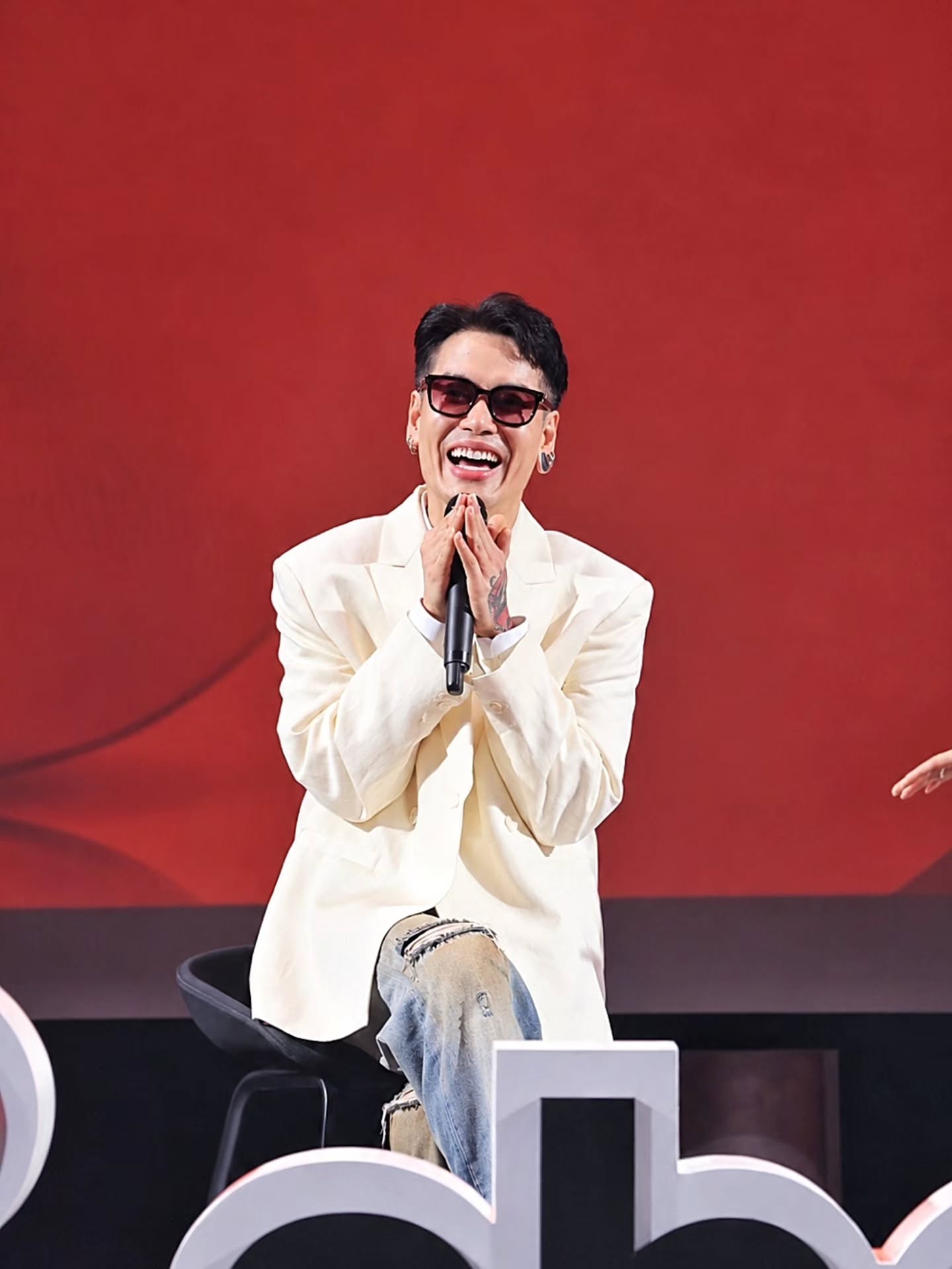 อ๊อฟ - ปองศักดิ์ รัตนพงษ์