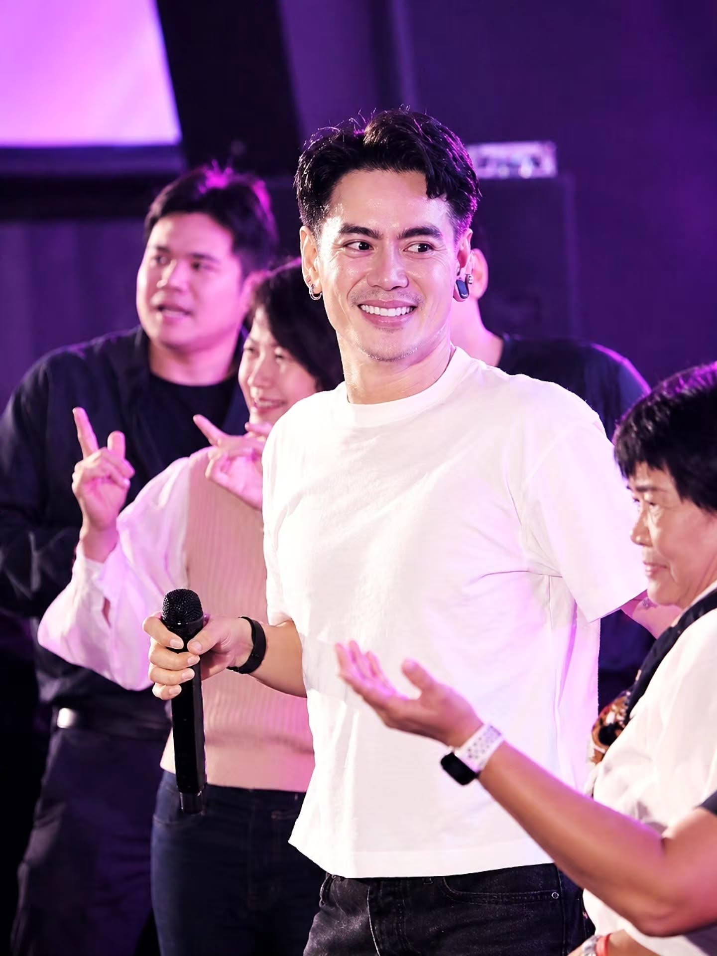 อ๊อฟ - ปองศักดิ์ รัตนพงษ์