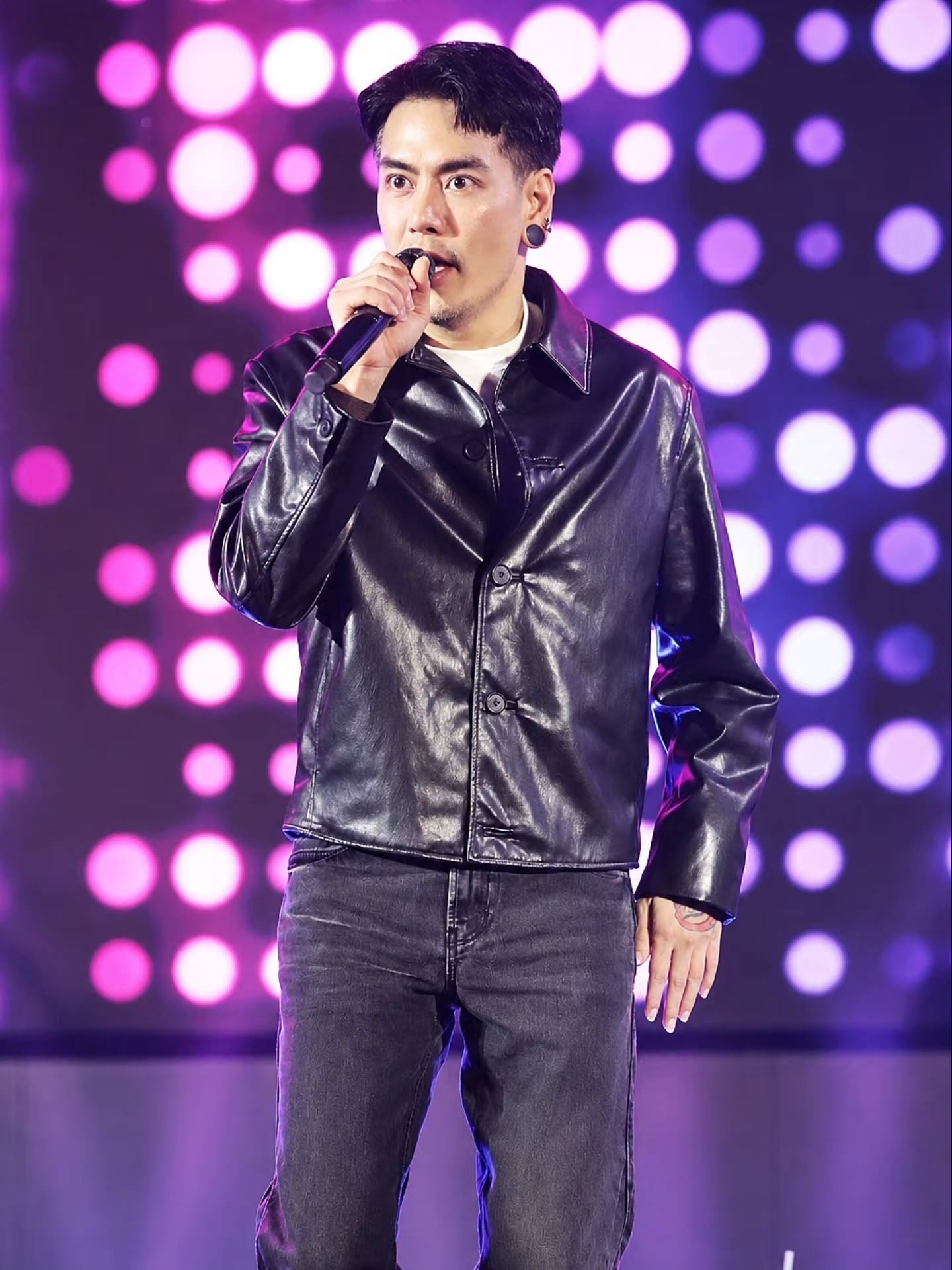 อ๊อฟ - ปองศักดิ์ รัตนพงษ์