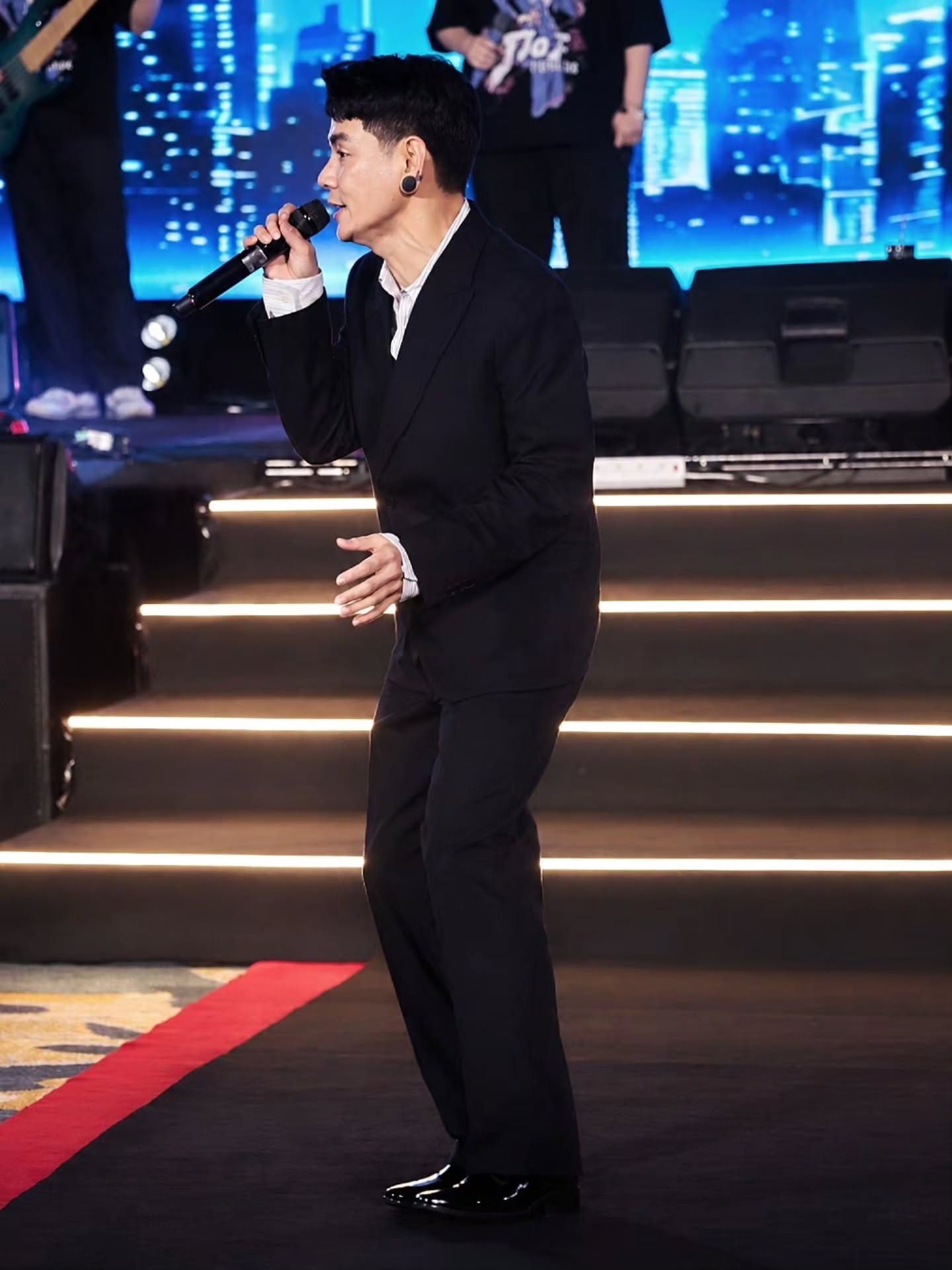 อ๊อฟ - ปองศักดิ์ รัตนพงษ์