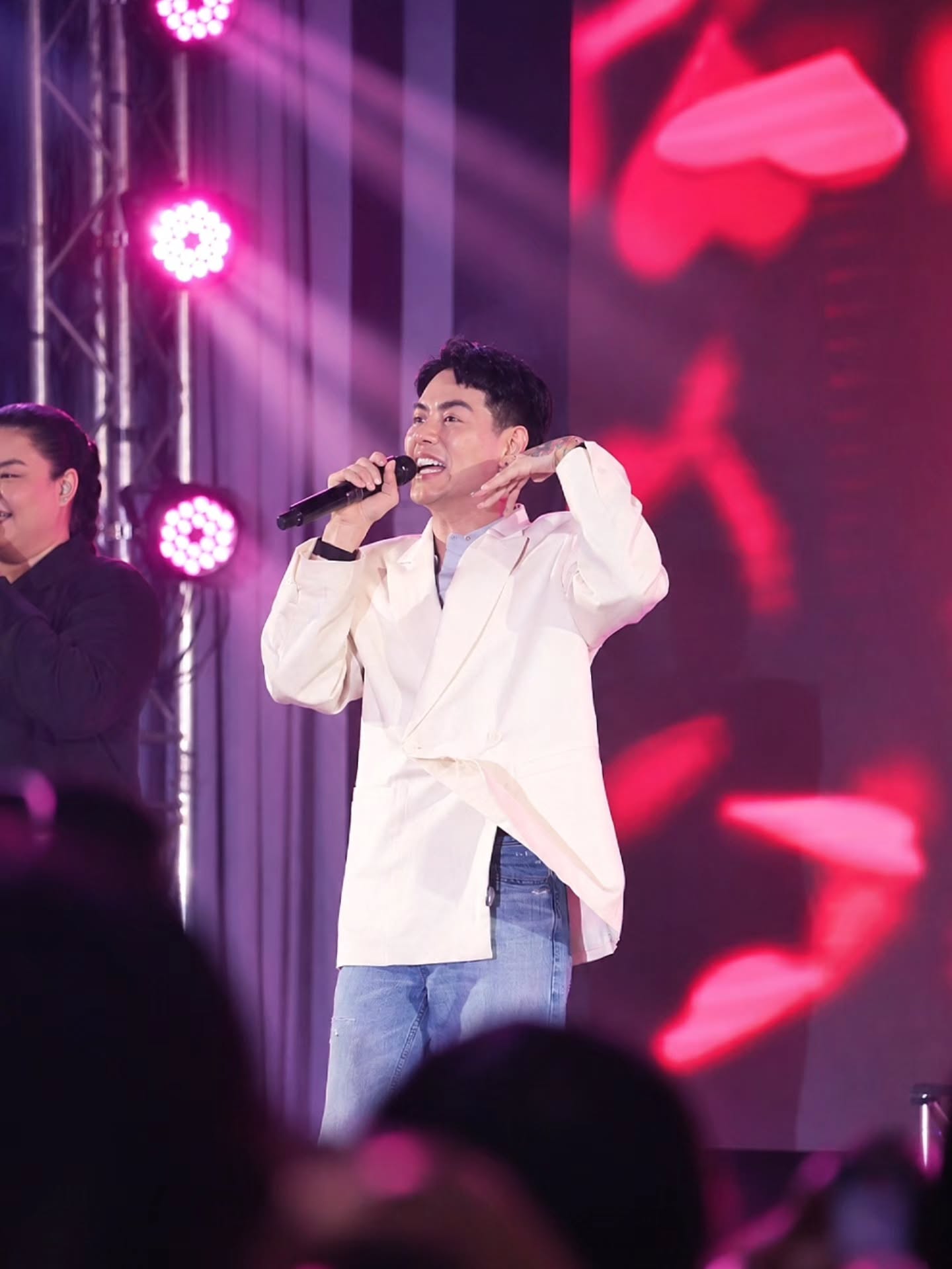 อ๊อฟ - ปองศักดิ์ รัตนพงษ์