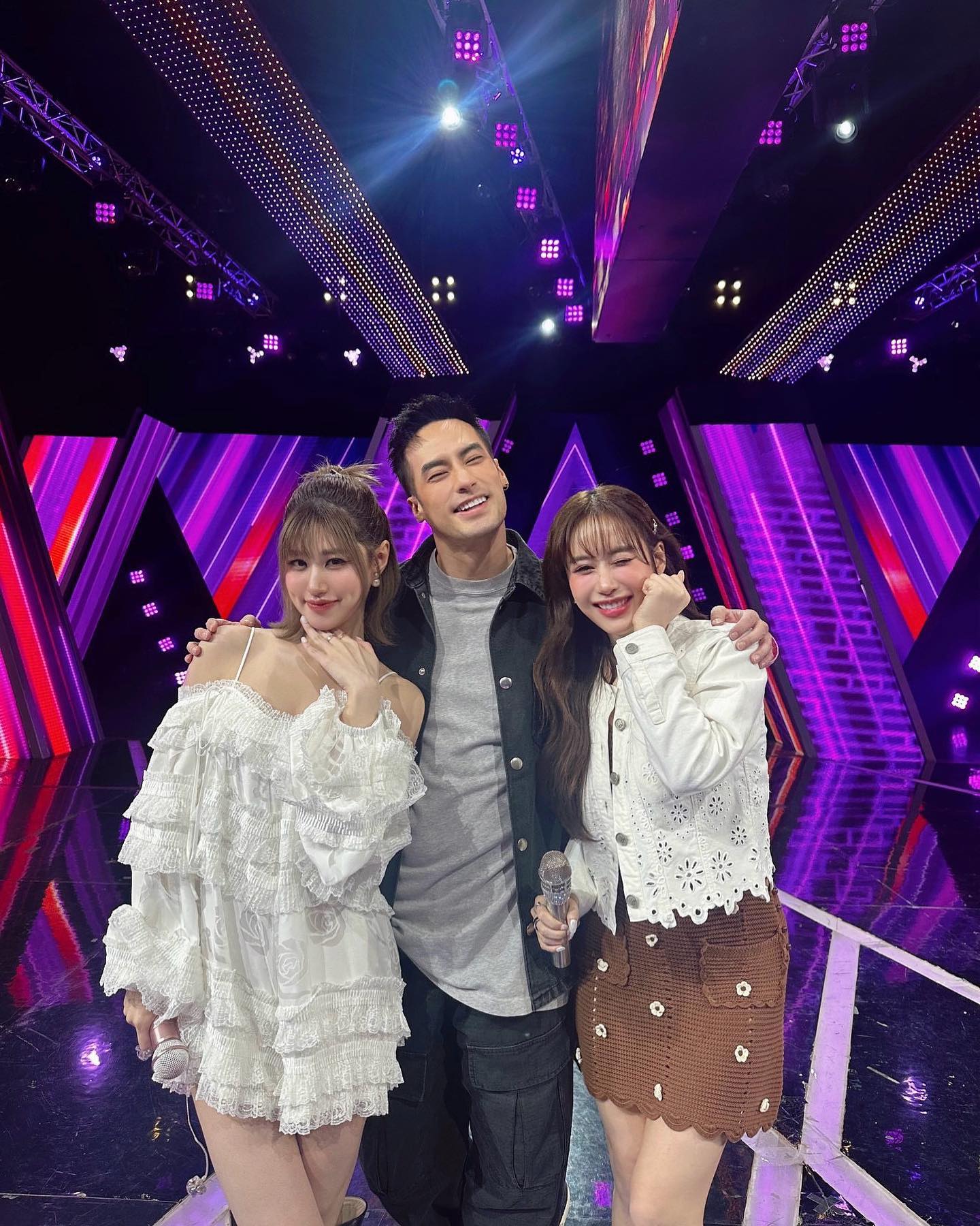 ฟาง - ธนันต์ธรญ์ นีระสิงห์