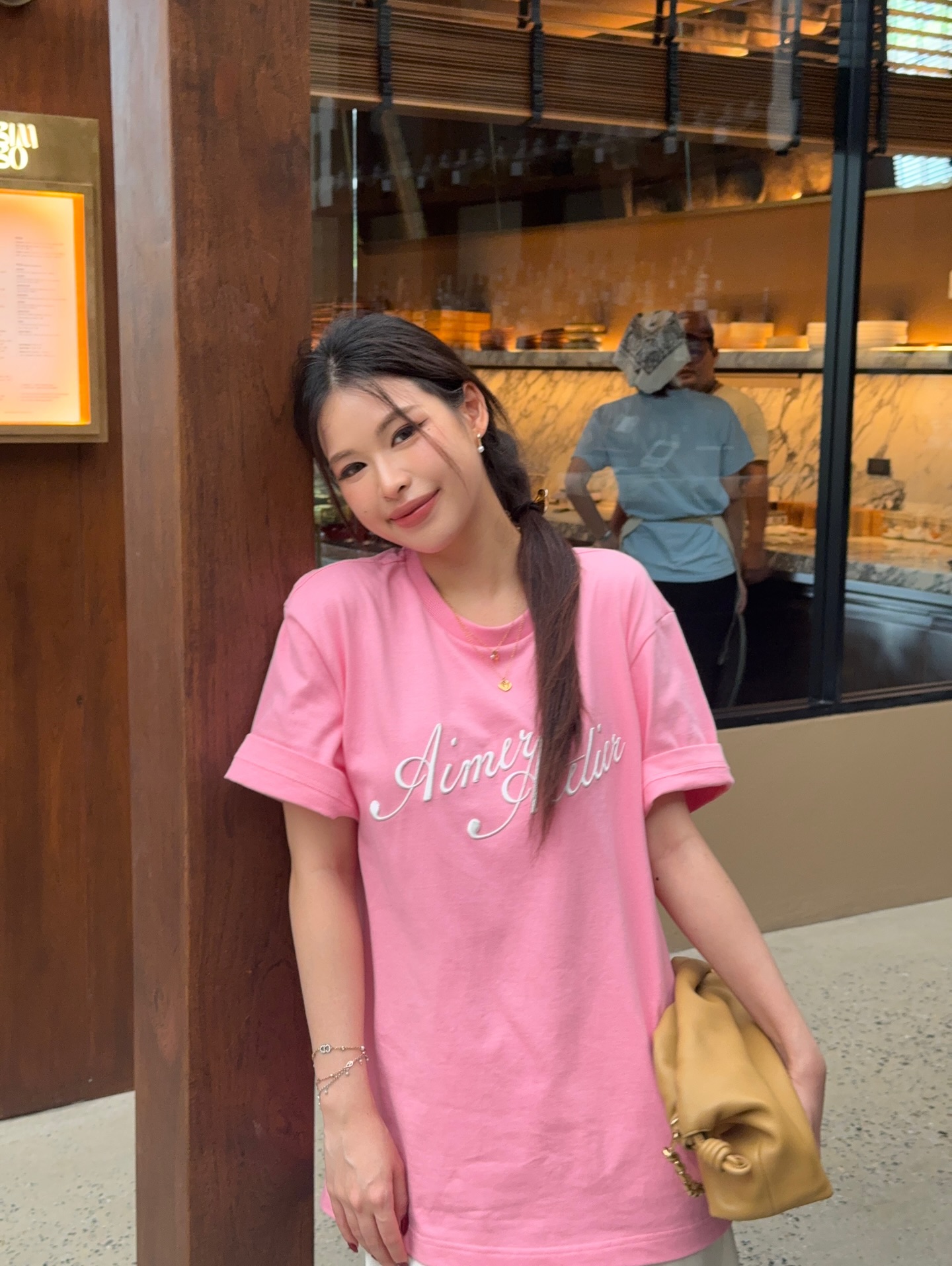 ฟาง - ธนันต์ธรญ์ นีระสิงห์