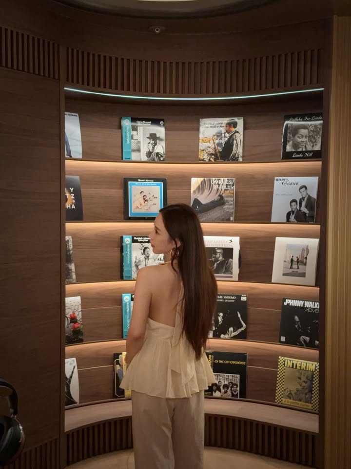 ฟาง - ธนันต์ธรญ์ นีระสิงห์