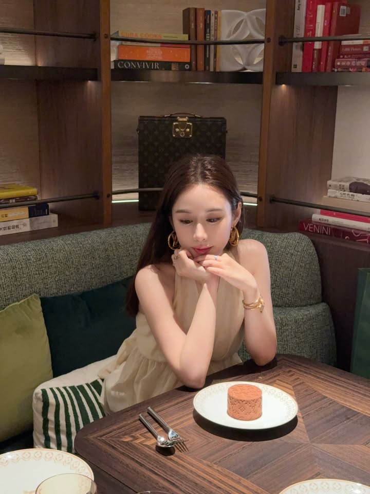 ฟาง - ธนันต์ธรญ์ นีระสิงห์