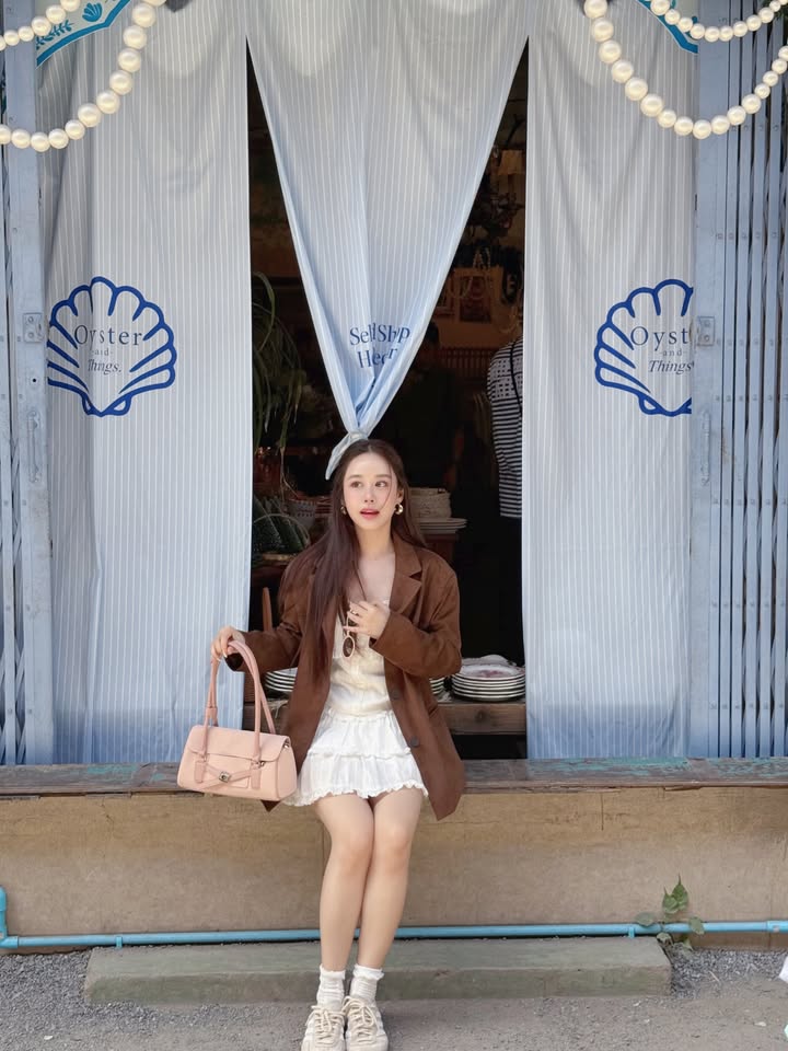 ฟาง - ธนันต์ธรญ์ นีระสิงห์