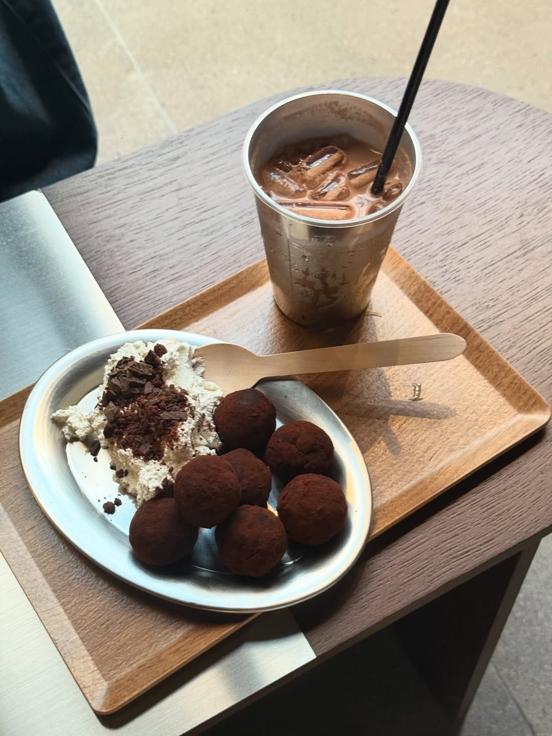 ฟาง - ธนันต์ธรญ์ นีระสิงห์