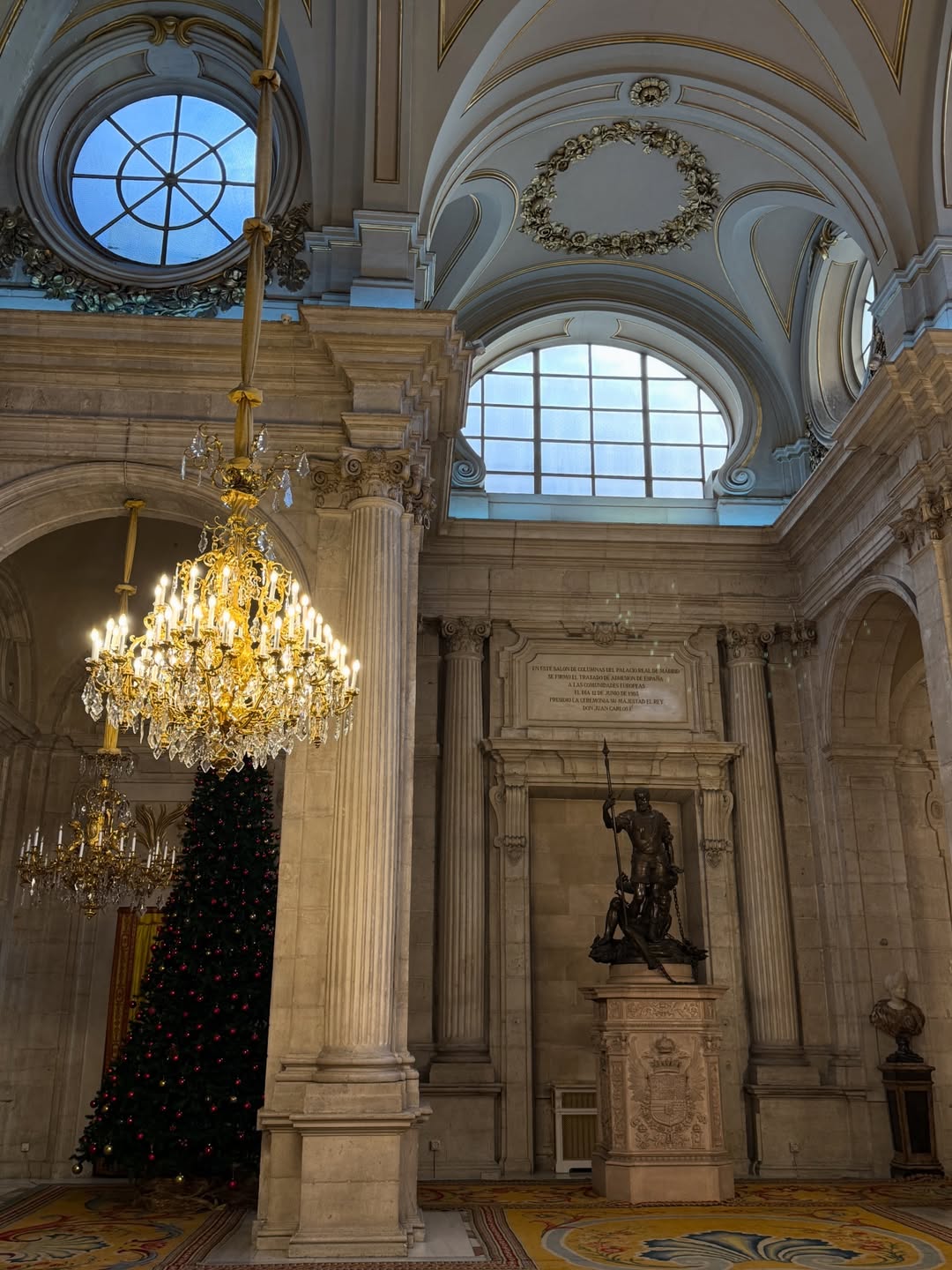 ฟาง - ธนันต์ธรญ์ นีระสิงห์