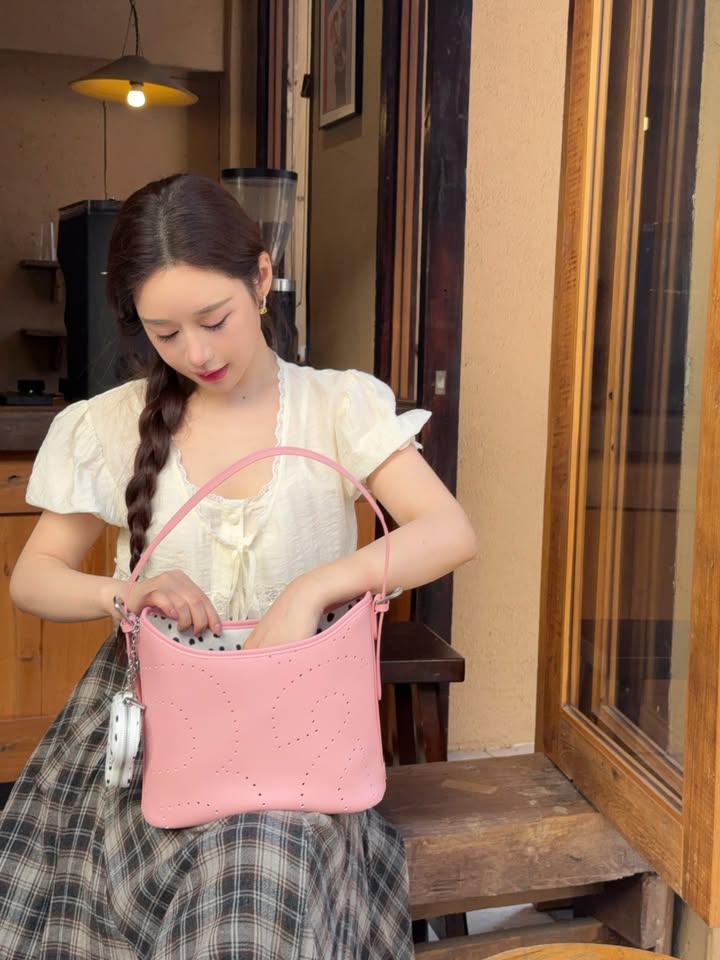 ฟาง - ธนันต์ธรญ์ นีระสิงห์