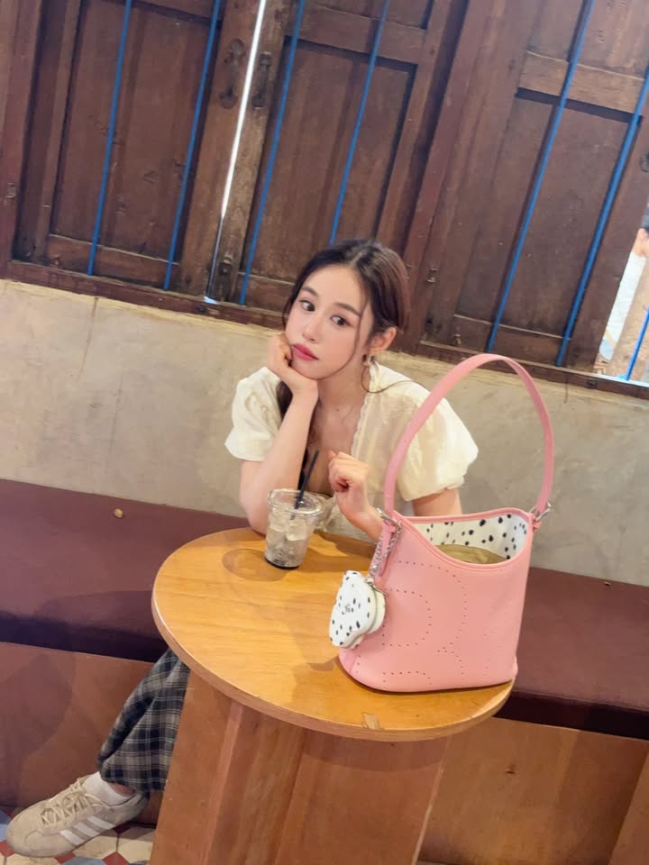 ฟาง - ธนันต์ธรญ์ นีระสิงห์