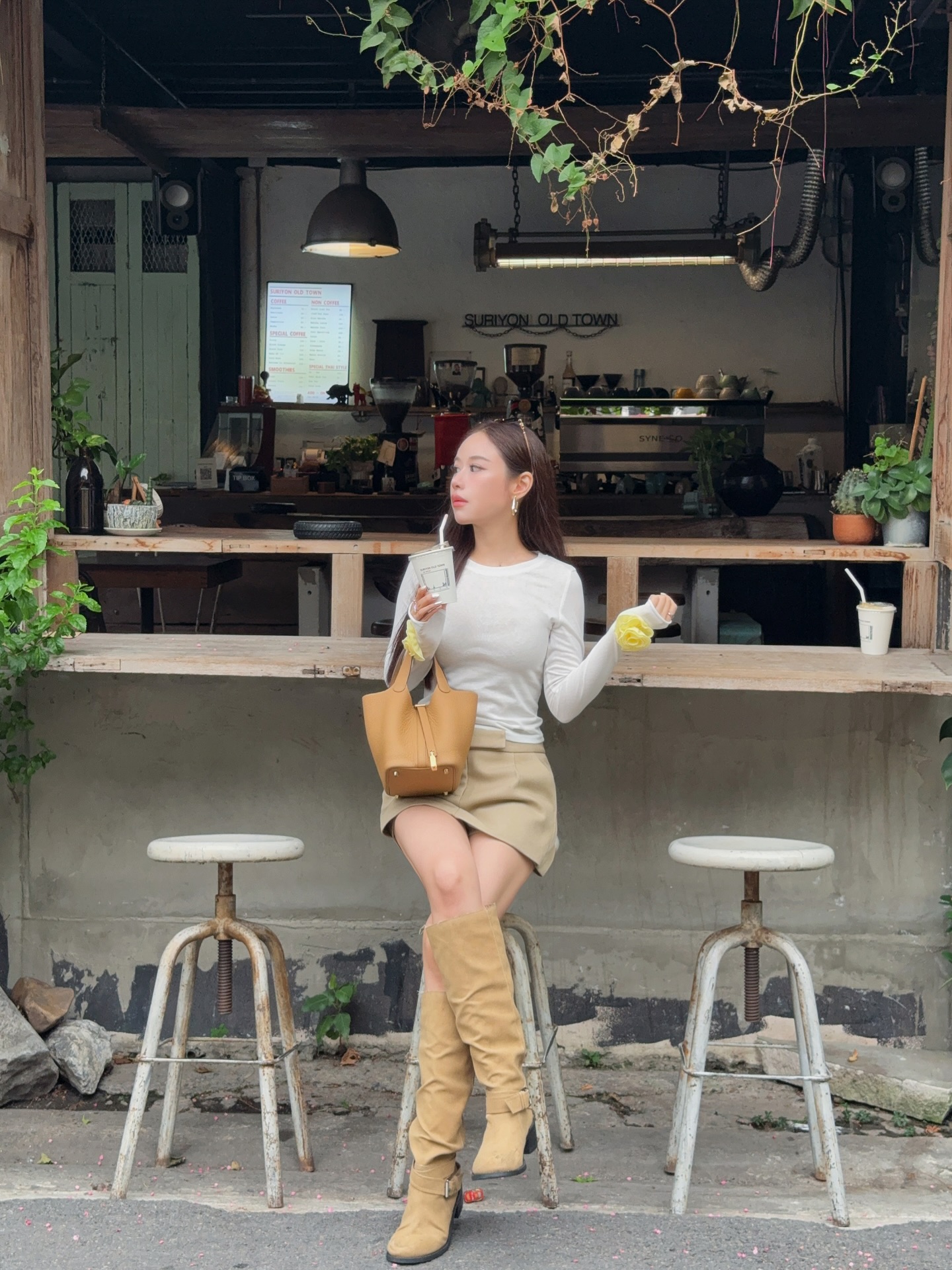 ฟาง - ธนันต์ธรญ์ นีระสิงห์