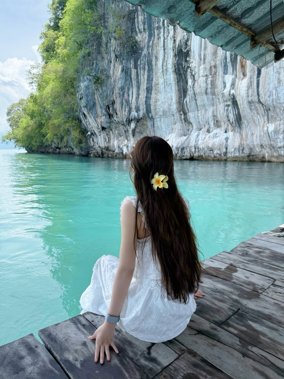 ฟาง - ธนันต์ธรญ์ นีระสิงห์