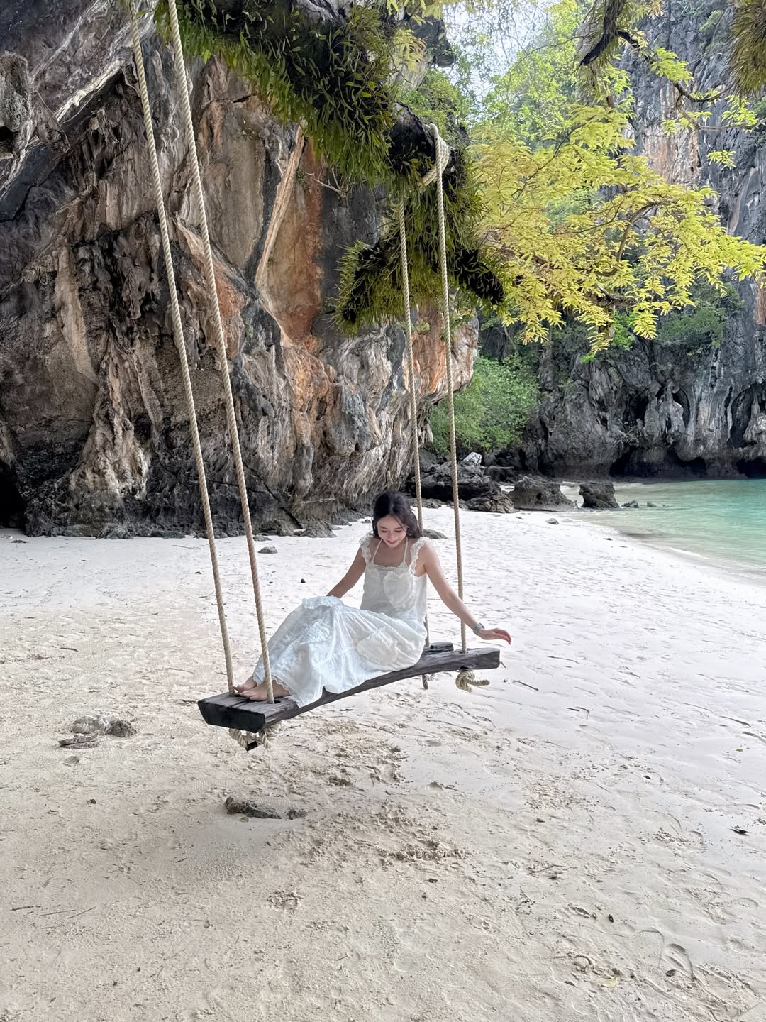 ฟาง - ธนันต์ธรญ์ นีระสิงห์