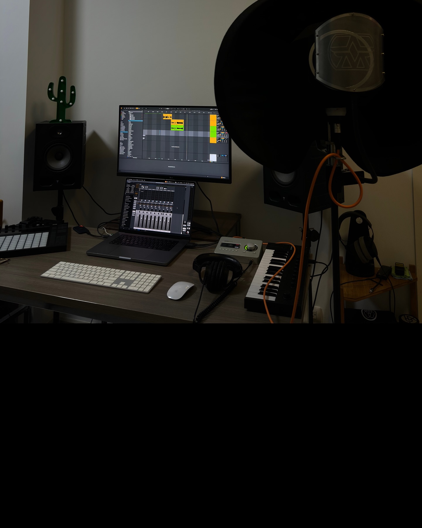 เฟียต - ภัชทา จันทร์เงิน