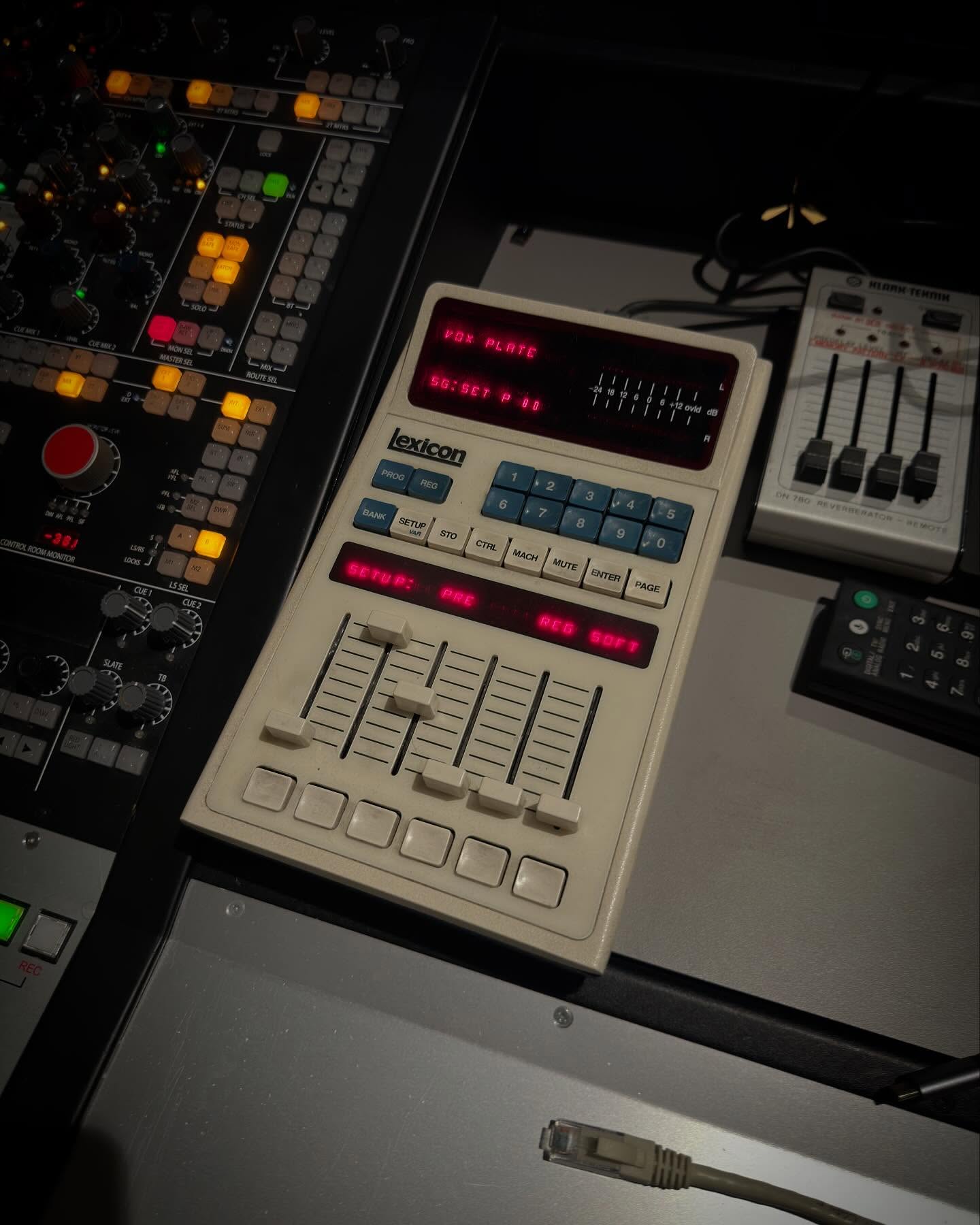 เฟียต - ภัชทา จันทร์เงิน