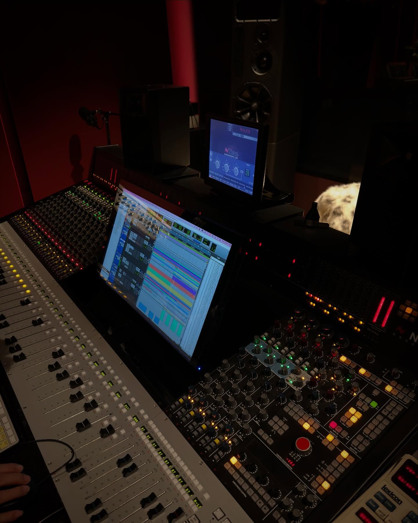 เฟียต - ภัชทา จันทร์เงิน