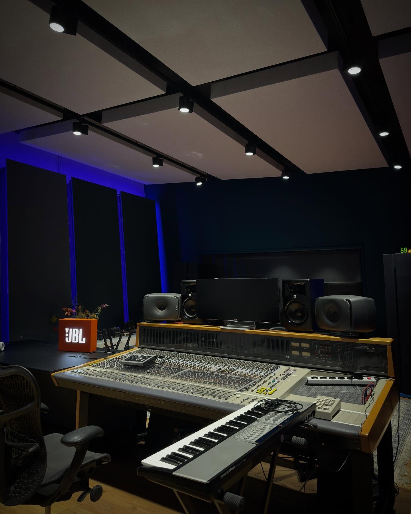 เฟียต - ภัชทา จันทร์เงิน