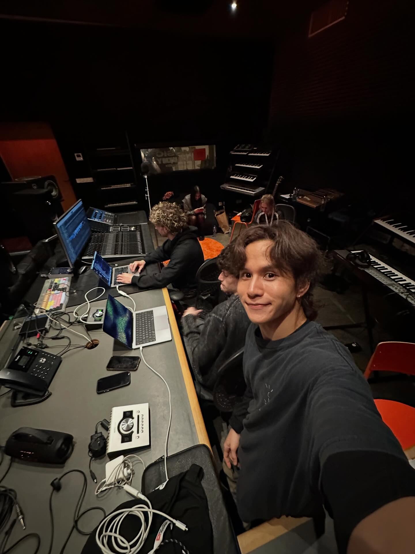 เฟียต - ภัชทา จันทร์เงิน