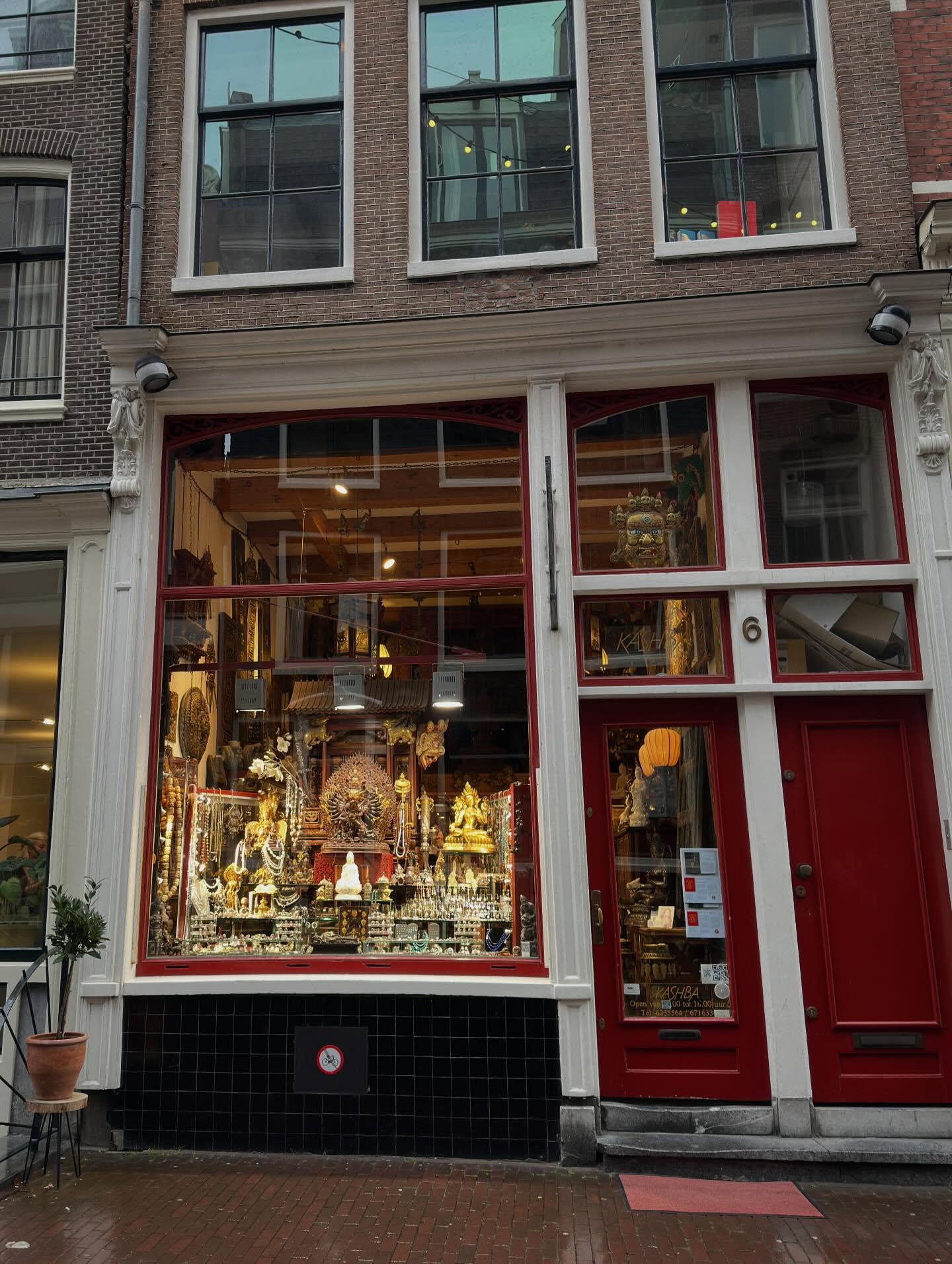 เฟียต - ภัชทา จันทร์เงิน