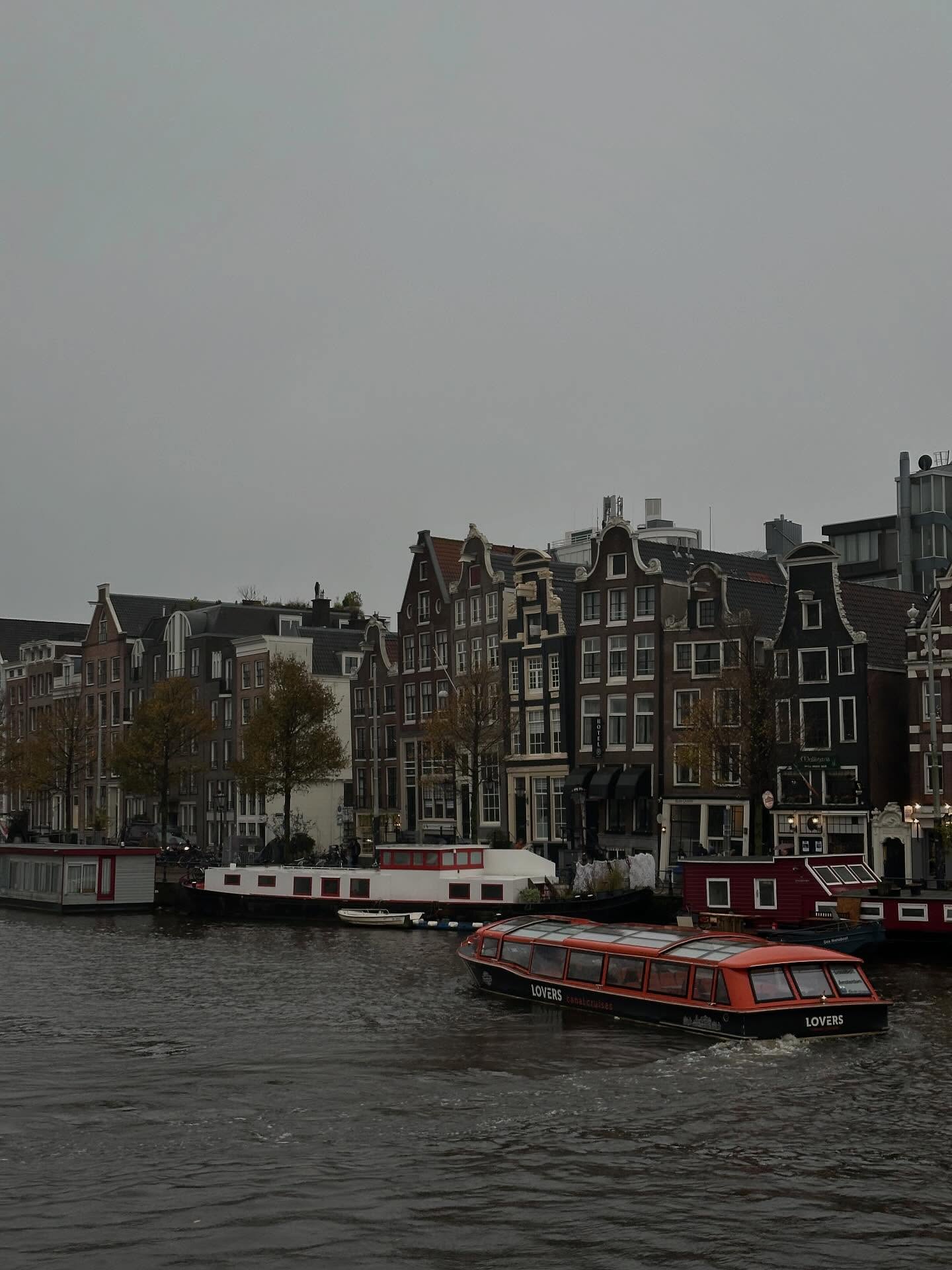 เฟียต - ภัชทา จันทร์เงิน