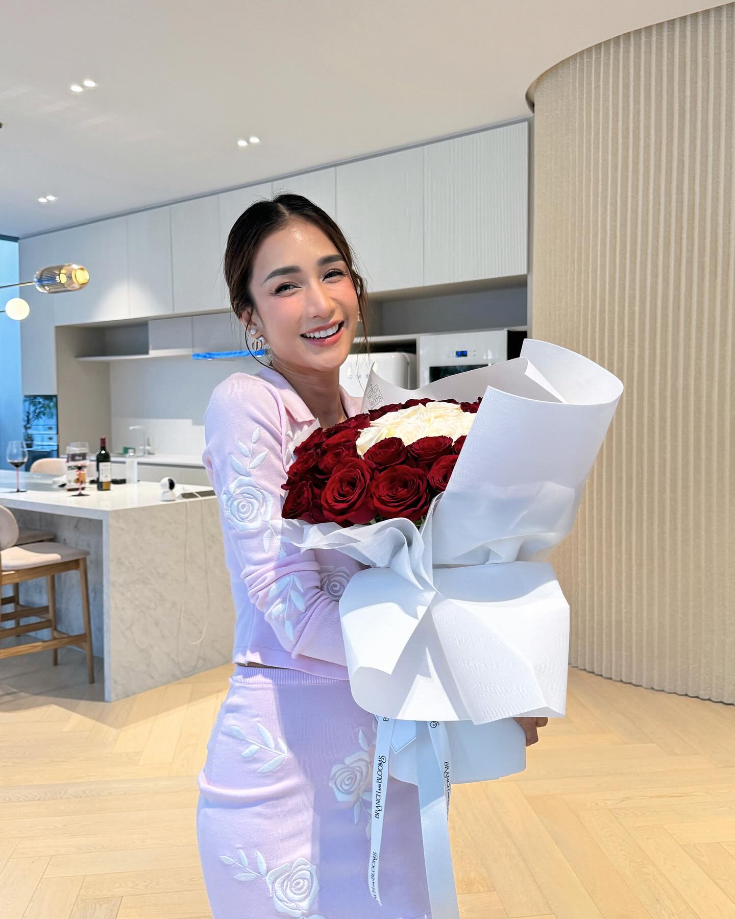 เนย - โชติกา วงศ์วิลาศ