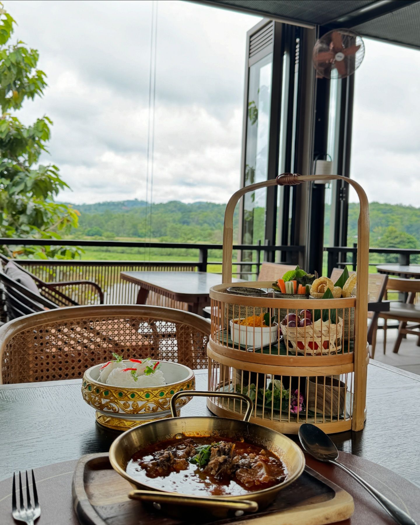 เนย - โชติกา วงศ์วิลาศ