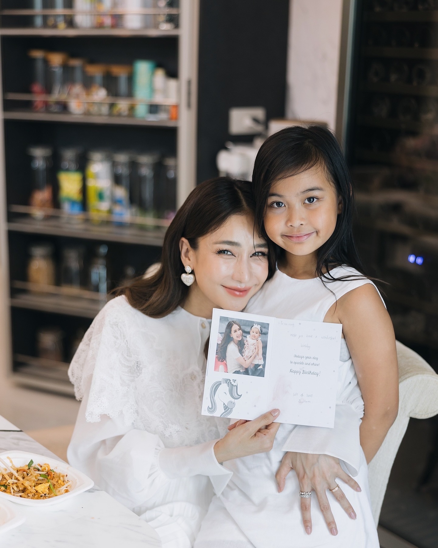 เนย - โชติกา วงศ์วิลาศ