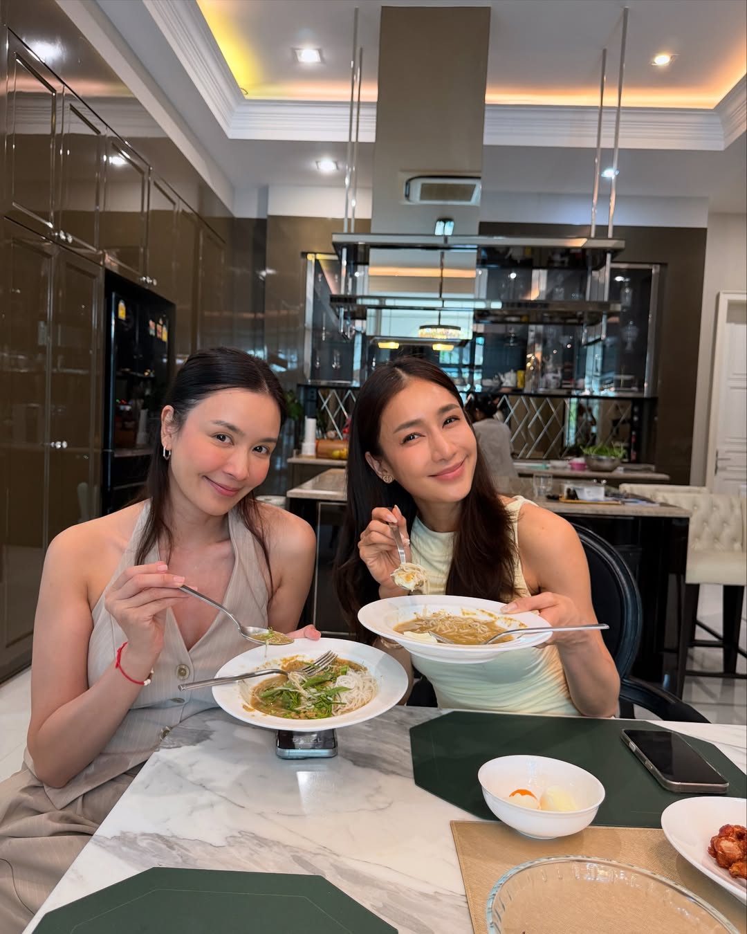 เนย - โชติกา วงศ์วิลาศ