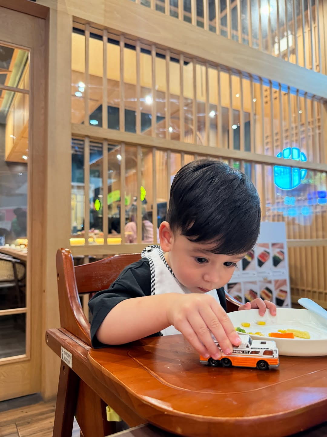 เนย - โชติกา วงศ์วิลาศ