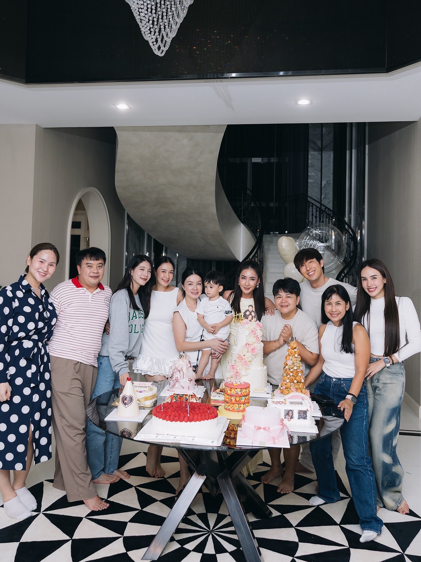 เนย - โชติกา วงศ์วิลาศ