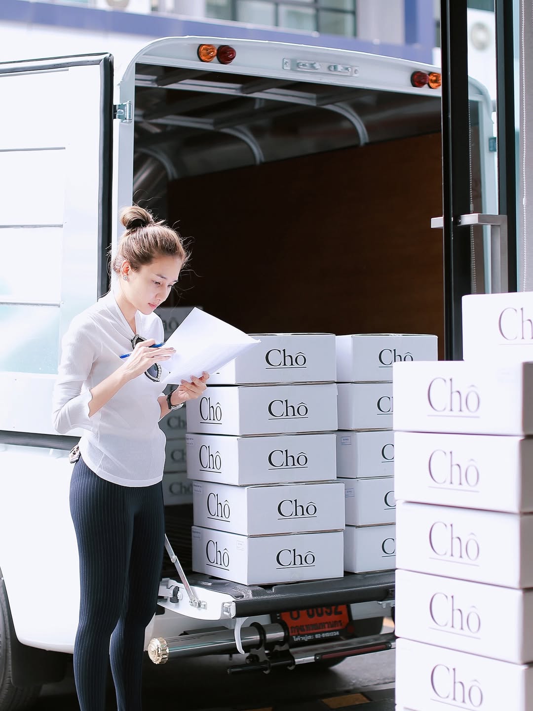 เนย - โชติกา วงศ์วิลาศ