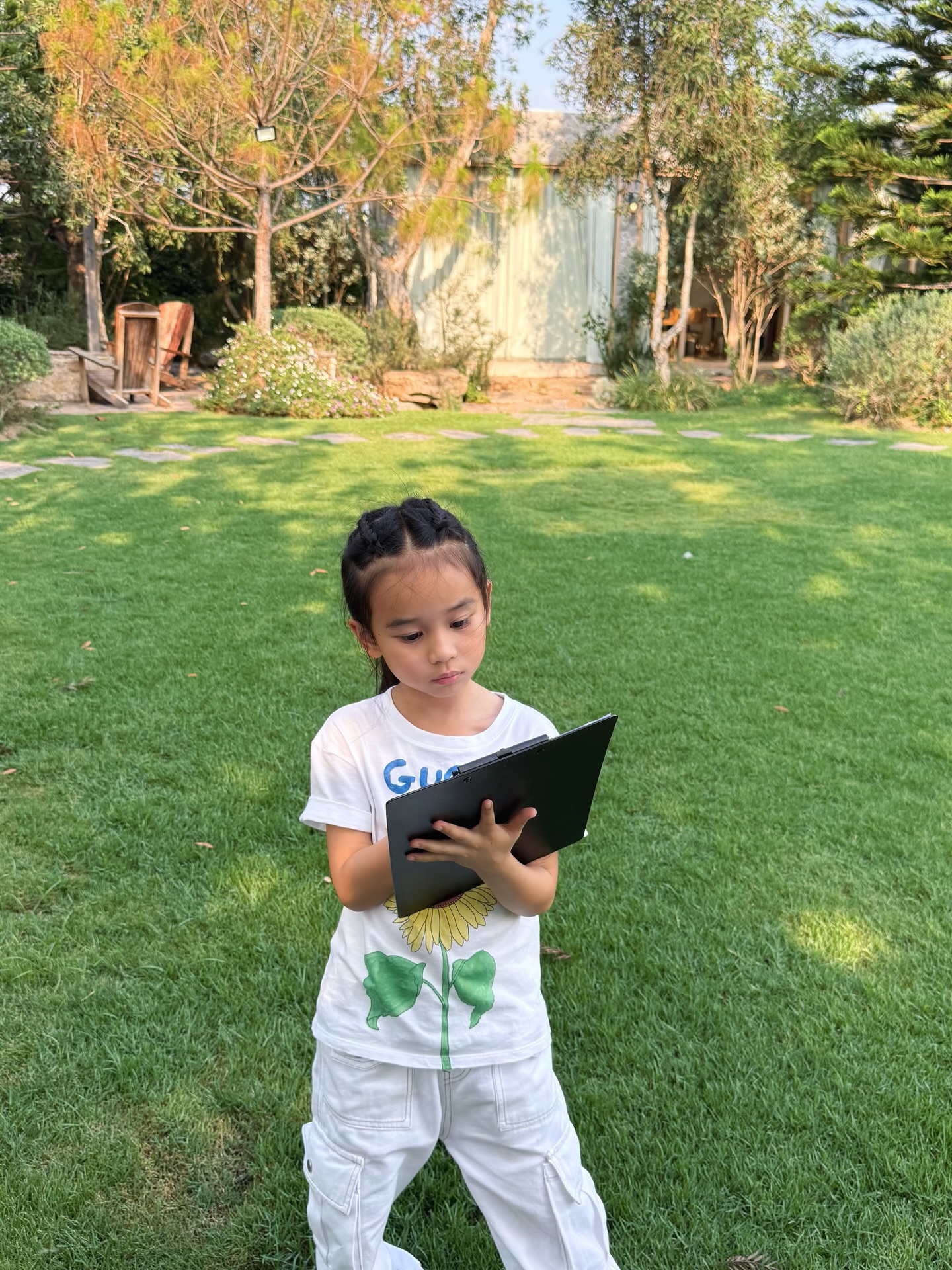 เนย - โชติกา วงศ์วิลาศ