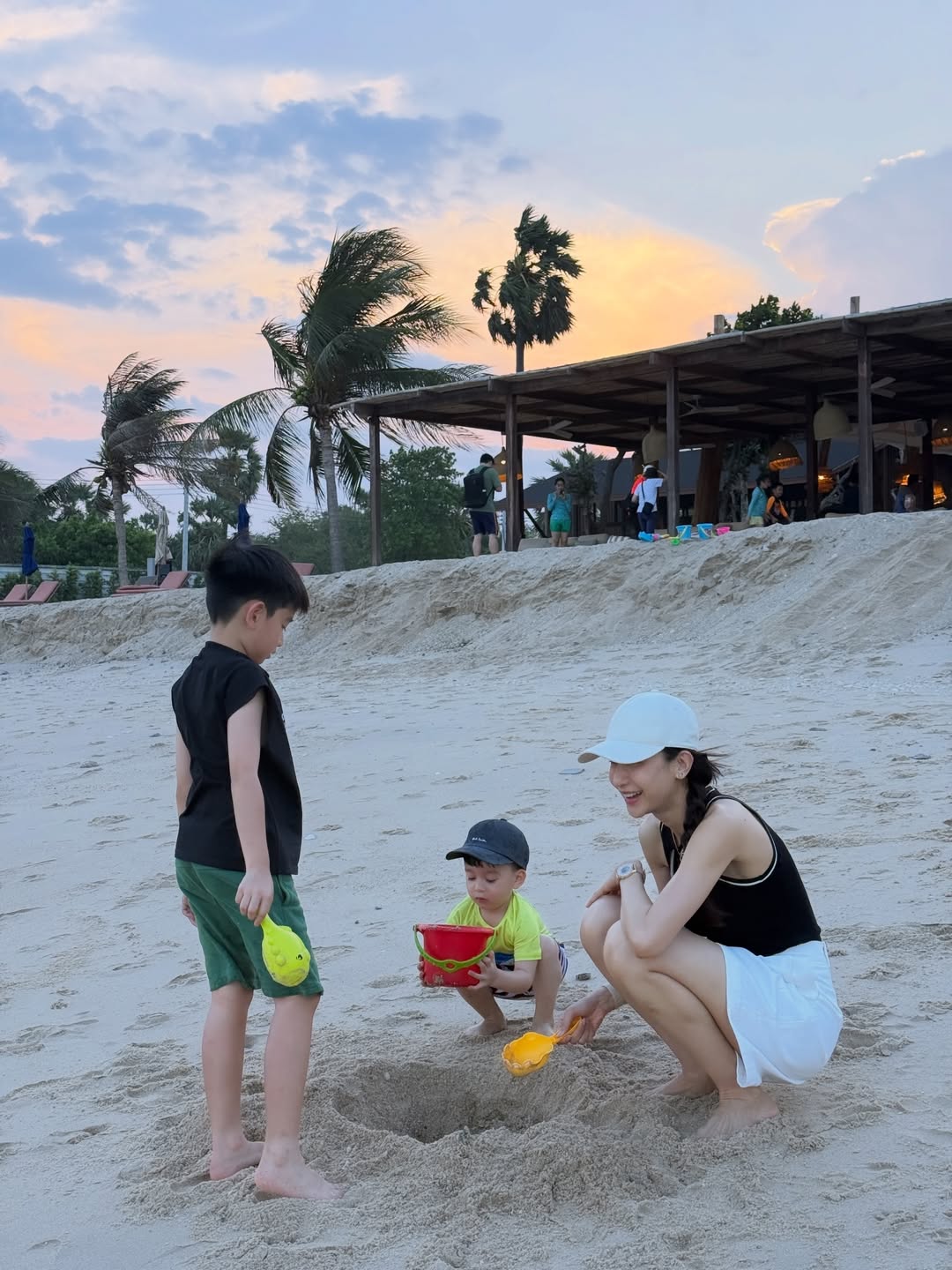 เนย - โชติกา วงศ์วิลาศ