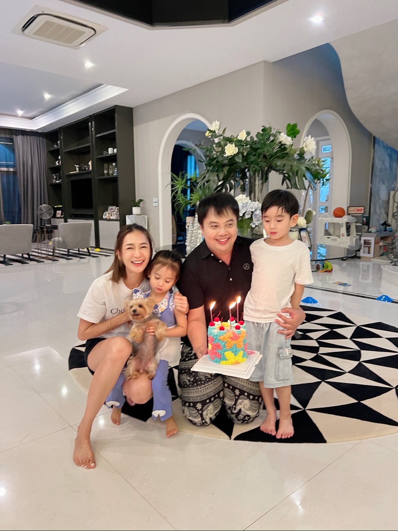 เนย - โชติกา วงศ์วิลาศ