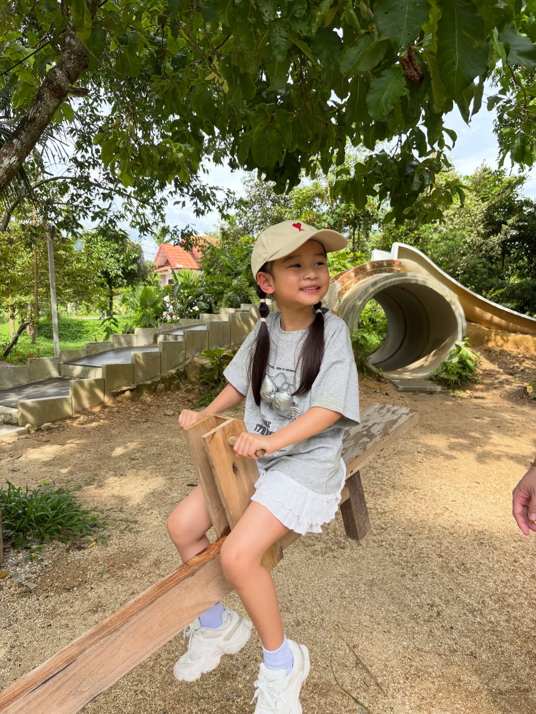 เนย - โชติกา วงศ์วิลาศ